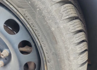 Ratlankiai su naujomis R16 padangomis Volkswagen Audi – idealus žiemai!