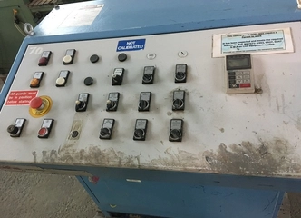 Reguliuojamas šlifavimo greitis 420-960 rpm