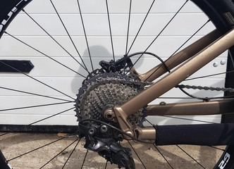 ROCK SHOX amortizatoriai – patikimumas kiekviename žingsnyje