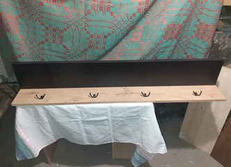 Rūbų pakaba - kaip nauja, 125 cm ilgio, puiki tvarkai!