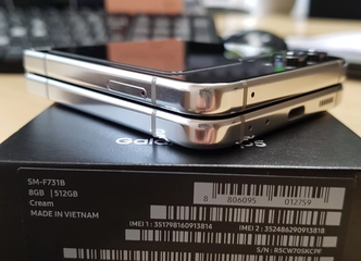 Samsung Galaxy Flip5 + Watch 6 kreminės spalvos su garantija