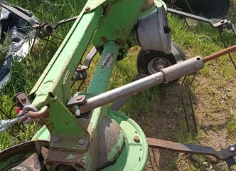 Šieno vartytuvas DEUTZ FAHR – veiksmingas ir patikimas!