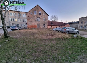 Puiki investicija Šilutės centre su 3 arais žemės