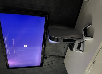 Žaisk su draugais: PS5 + 2 pultai ir žaidimai!