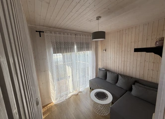 Sodo namukas „Ąžuolas“ – ramybės oazė su 6a žeme!