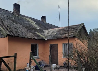 Mūrinis namas ir ūkio pastatai – viskas, ko reikia jūsų sodybai!