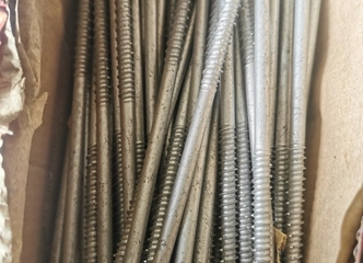 Tvirti 19 cm smeigės – 750 vnt.