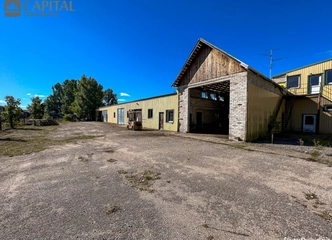 Peržiūrėti skelbimą - PARDUODAMAS PASTATAS SU 18.69 ARŲ SKLYPU