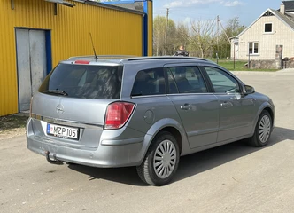 Universalus Opel Astra su mechanine pavarų dėže ir geru važiavimu