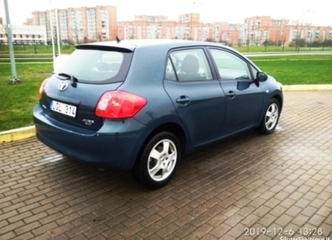Toyota Auris Klaipėdoje – patikimas ir manevringas automobilis