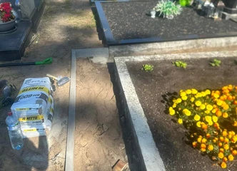 Trinkelių dėjimas aplink kapus - greitai ir kokybiškai!
