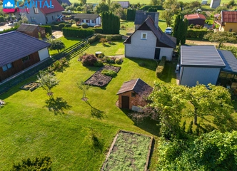 Tvarkingas namas su dideliu žemės sklypu Šilutėje