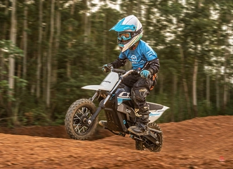 Vaikams – galingi elektriniai motociklai CFMOTO!