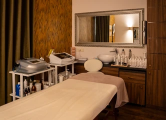 Veido SPA ritualai ir masažai odos atnaujinimui!