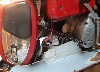 Unikalus 1976 m. MZ motociklas – susisiek!
