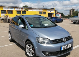 Volkswagen Golf Plius 1,6dyz automatas – patikima vokiečių kokybė