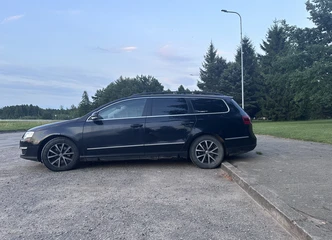 Prieinama kaina! Parduodamas Passat B6 su kėbulo defektais