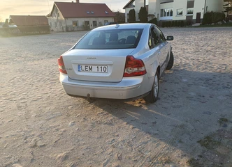 Ekonomiškas VOLVO S40, 2006 m. - tik 5 l/100 km