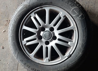 Peržiūrėti skelbimą - Volvo R15