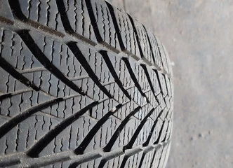 Tvirti Volvo R15 ratlankiai su centrinės angos 65mm dydžiu!