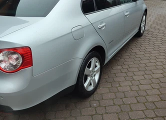 Dyzelinis sedanas Jūsų kelionėms - išskirtinė patirtis su Jetta!