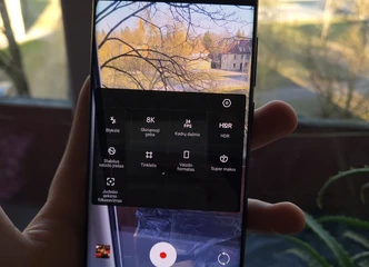 Palaikomas 8K video – filmuokite kaip profesionalai su Xiaomi Mi 12!